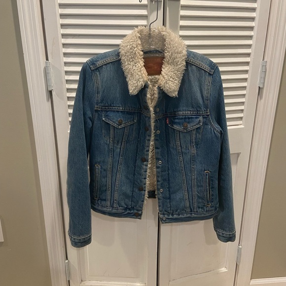 Levi’s vintage Sherpa lined denim jacket